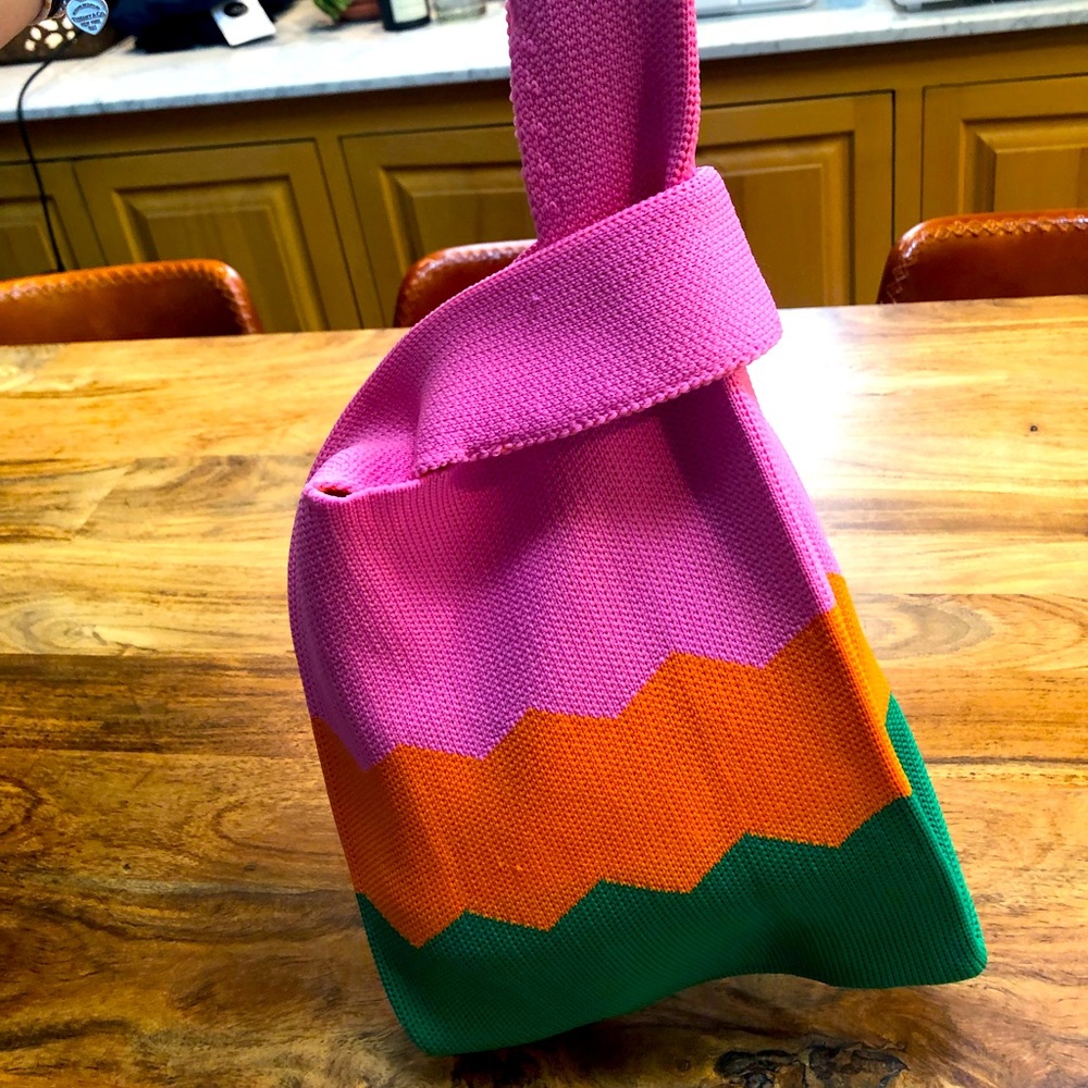 Geo knit spring tote